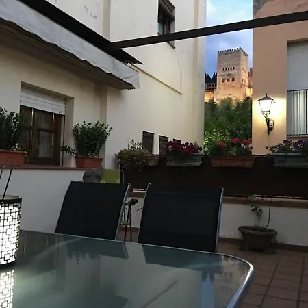 Un Vergel Al Pie De La Alhambra. Enjoy It Now!! Apartment Granada